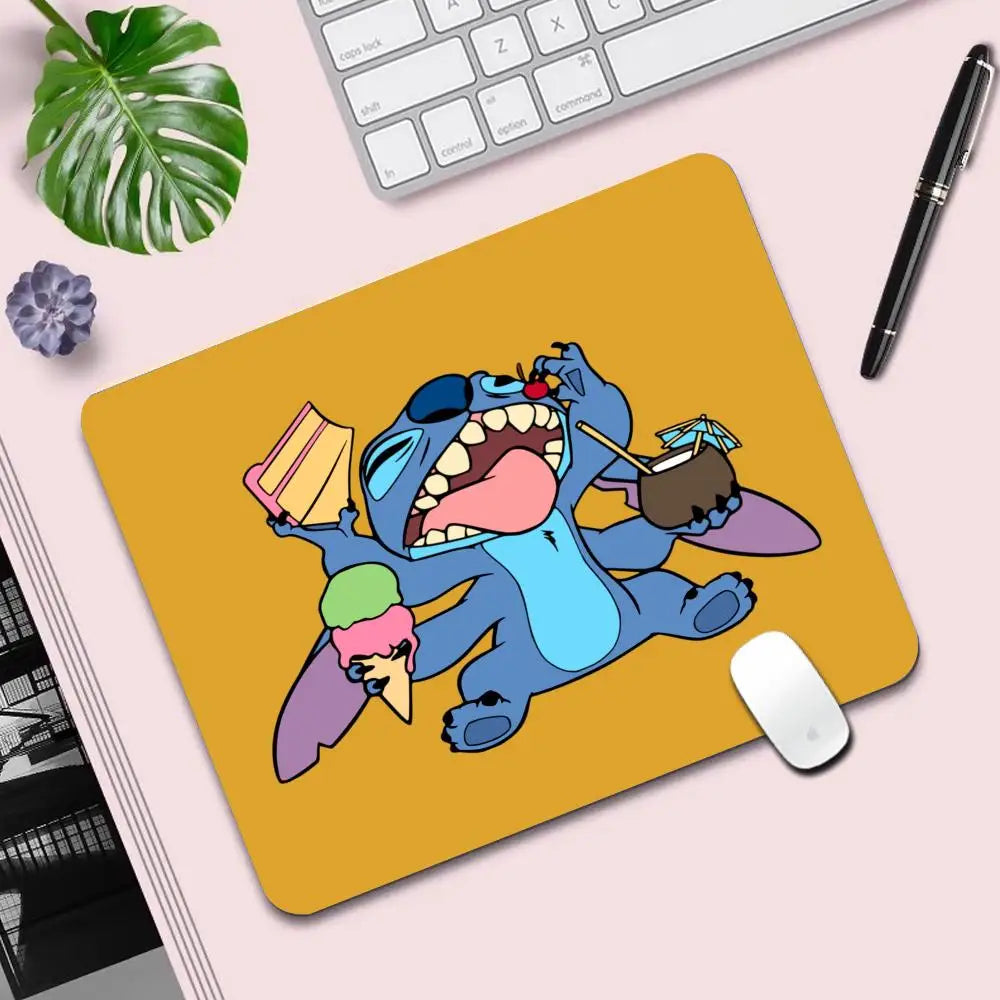 Alfombrilla para PC de Stitch 【Edición Limitada】- Antideslizante, Ultra Suave & Resistente ✨ 🌟 ¡Haz que tu setup refleje tu estilo con Stitch!